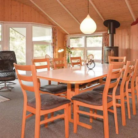 Amazing In With Kitchen Holiday home