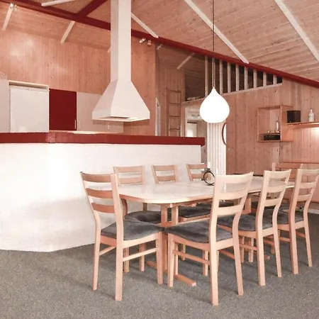 Holiday home Amazing In With Kitchen